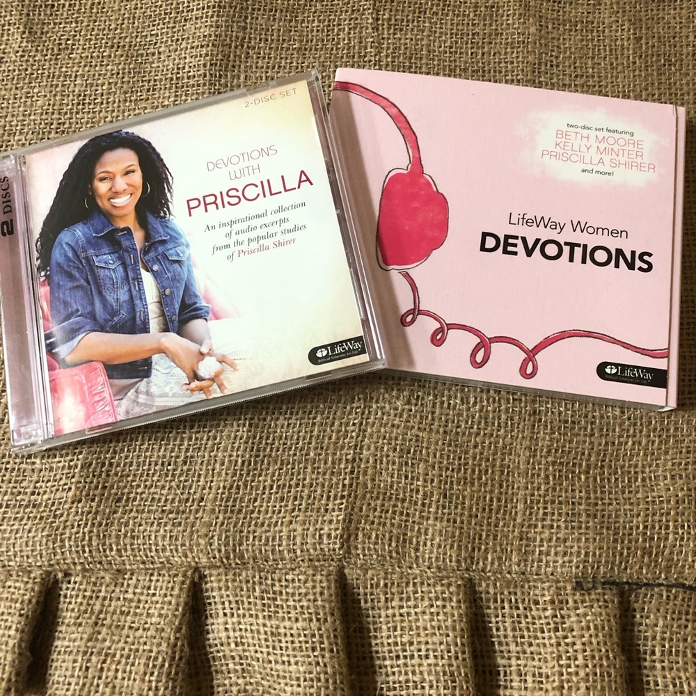 Devotions 🙏🏻 with Priscilla & LifeWay Women Devotions 🙏🏻 - Total of 4 CDs 💿